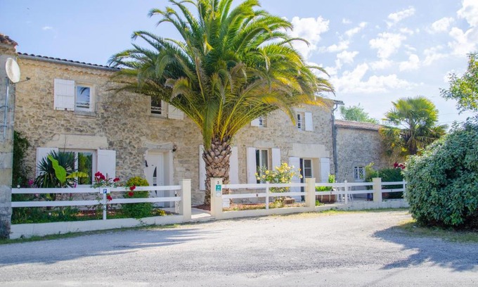 Ordonnac House | La Pause Céleste