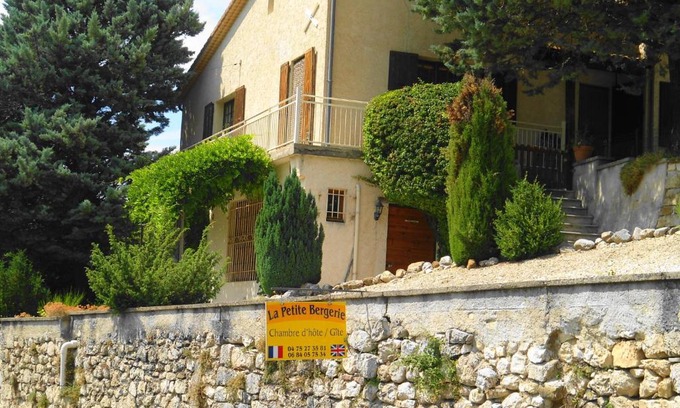 Rottier House | La Petite Bergerie in Drôme Provençale