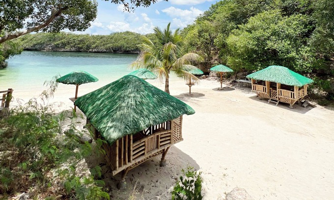 Nueva Valencia Resort | La Puerta Al Paraizo Guimaras