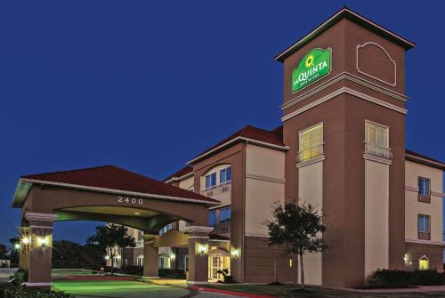 Texas Gulf Coast Region Hotel | La Quinta by Wyndham Angleton