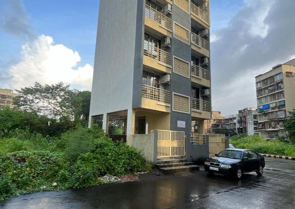 Navi Mumbai House | La Residence Ulwe