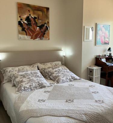 Charmeil House | La Roseraie résidence près de Vichy