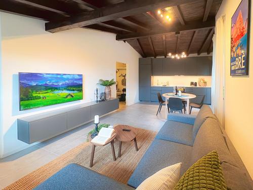 Bosco Luganese House | La Rungia - Private Jacuzzi, Free Parking & EV Wallbox