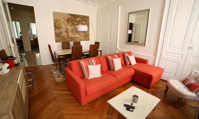 Terreaux - Bat d'argent Apartment | La Suite Lanterne