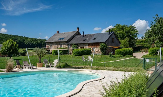 Chiddes House | La Vallee des Elements