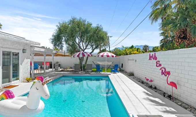 Desert Park Estates House | La Vie en Rose Permit# 3901