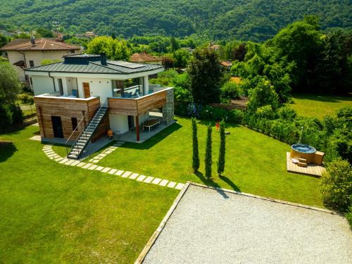 Colico Apartment | La villa del lago in giardino