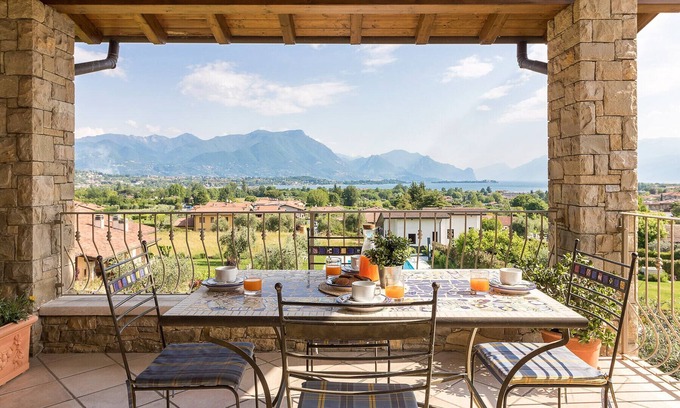 Manerba del Garda Apartment | Lago Blu with pool and lake view