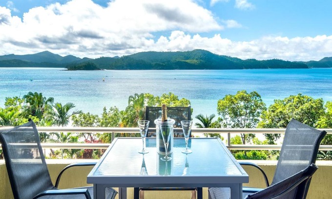 Hamilton Island Apartment | Lagoon Beachfront Lodge 201 on Hamilton Island by HamoRent