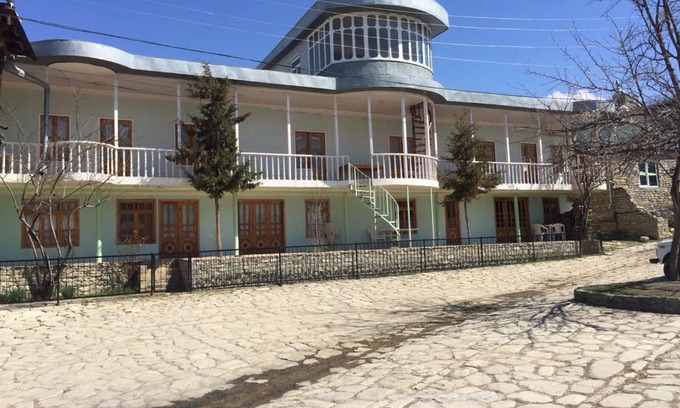 Lahich Hostel | Lahic Hostel