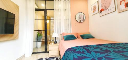 Hang Trong Apartment | LaHomestay Phủ Doãn
