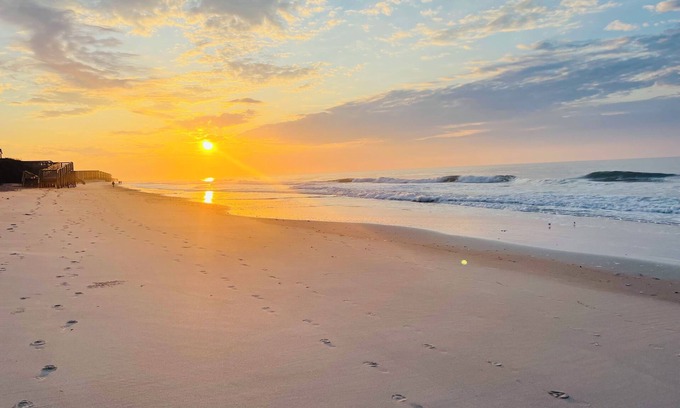 Sneads Ferry Condo | Laid back ocean front condo with tons of extras! All fall dates on sale!