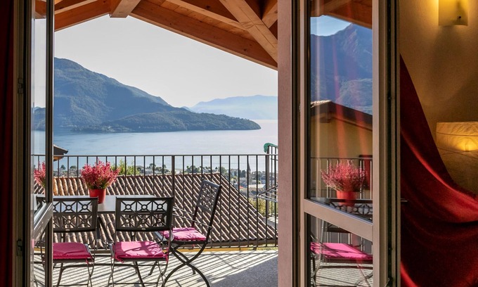 Vercana Apartment | Lake Como - Residence La Collina - Castagna