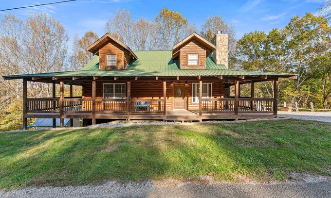 Etoile Cabin | Lake Daze Escape- Entire Cabin on Barren River Lake!