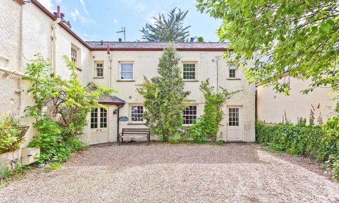 Coniston Cottage | Lake District village cottage sleeping 16 guests in 8 bedrooms with 3 hot tubs