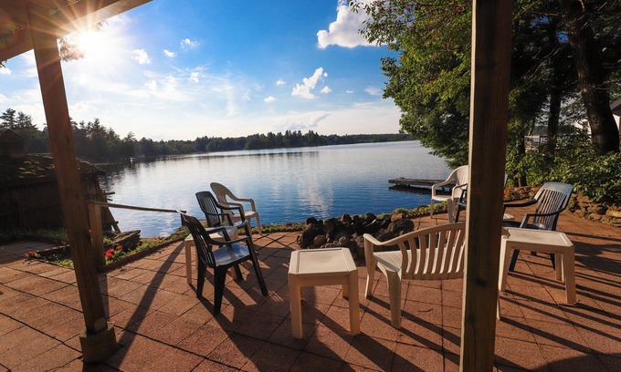 Ashburnham House | LAKE FRONT: Cozy 4-bedroom lake CAMP with WiFi and an outdoor firepit!
