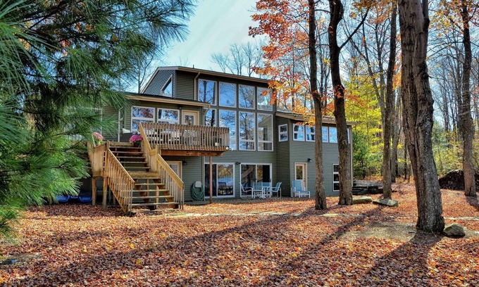 Gouldsboro House | Lake Front in Poconos: Hot Tub/Sauna/Game Room/Kayaks/Private Beach