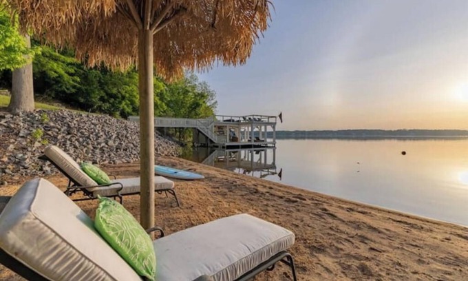 Henrico House | Lake Gaston's Million Dollar Baby!nEpic Dock w/Bar, TV, Private Beach, Sleeps 14