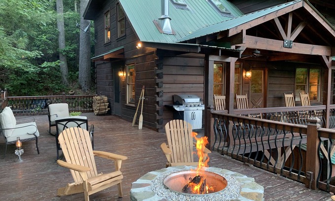 Hidden Lake Cabin | Lake Hideaway 2 - Glory Living! Views, Lakefront, Private Dock, Fishing, Boating