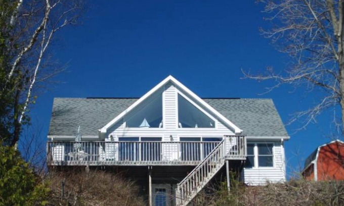 Forestville House | Lake Huron Beach Front 3 bdrm, 3 bath home - Harbor Beach/Forestville