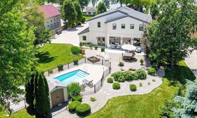 Celina House | Lake Retreat Near State Park — Seasonal Pool, Hot Tub, Boat Dock, Dogs Welcome