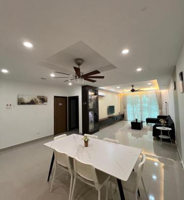 Puchong House | Lake-view House with Natural Vibes