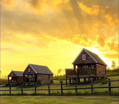Sudbury Apartment | Lake View lodges The Lavenham