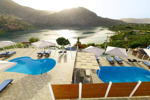 Filaki Villa | Lake View Suites