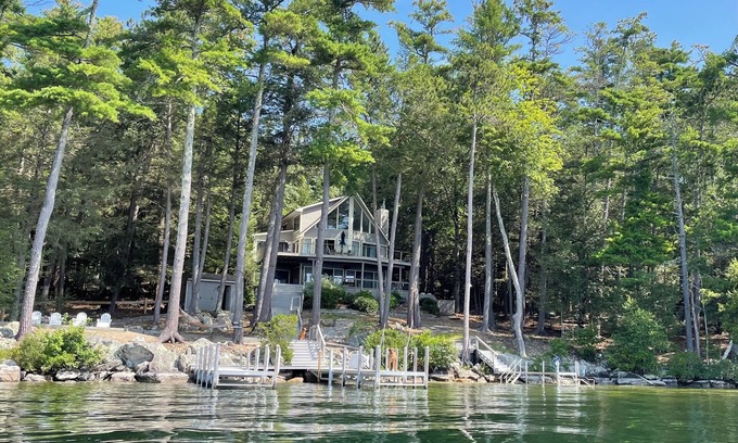 Moultonborough House | Lake Winnipesaukee waterfront home in quiet private location. Views!