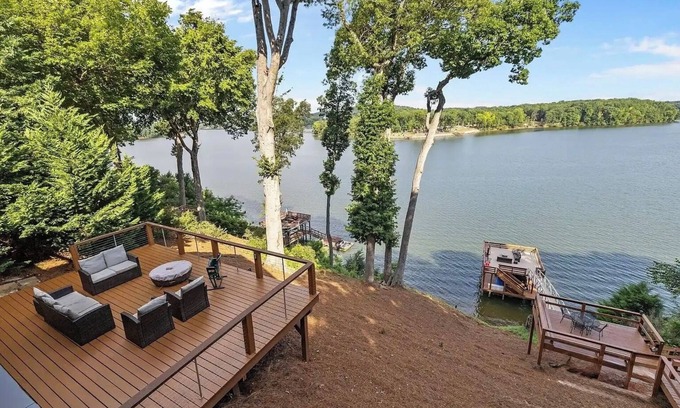 Dixie - Berryhill Cabin | Lakefront Luxury Log Cabin - Hot Tub, Pickleball Court, Fire Pits, 2-Story Dock!