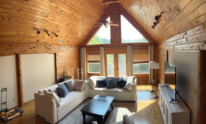 Scotts House | Lakefront- Private - Huge Log Cabin - 7 to 365 days rental