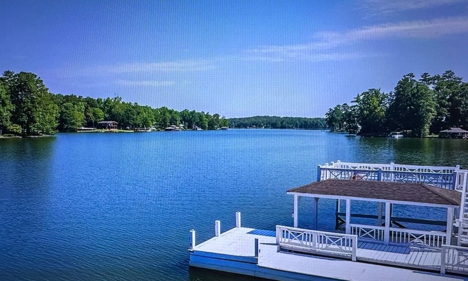 Fortson House | Lakefront property with beautiful views, deck, 35 min from Auburn Univ & Stadium
