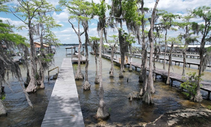 White Lake House | Lakefront with Private Pier at White Lake