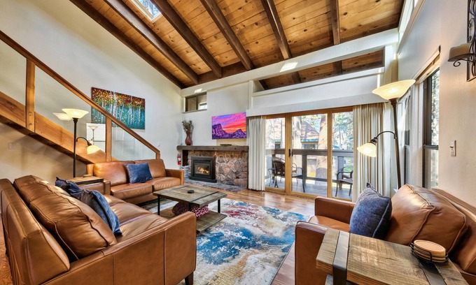 South Lake Tahoe House | Lakeland Village #496 - New! 4 Seasons Family Fun-2 BR + Loft-Steps to Beach