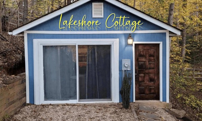 Lynn Cabin | Lakeshore Cottage Lake Lanier | Privacy, Free Wifi
