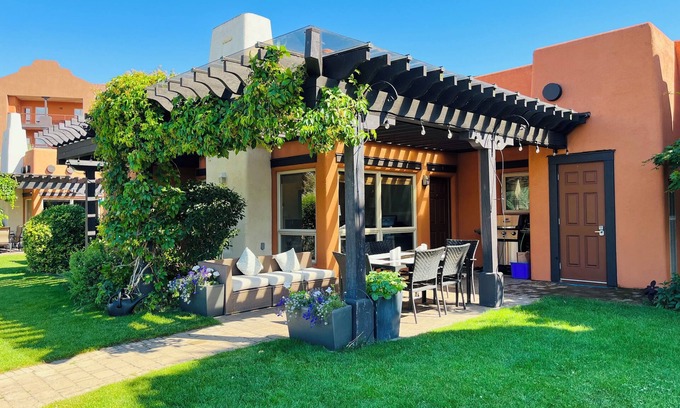 Okanagan-Similkameen Villa | Lakeshore Villas - Your Perfect Vacation!