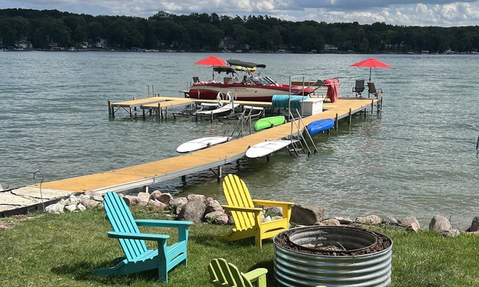 Twin Lakes House | Lakeside Getaway on Lake Mary-Walk to Downtown Twin Lakes
