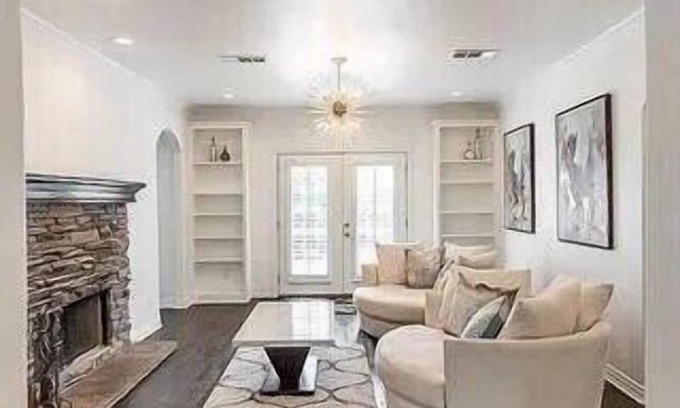 Little Elm House | Lakeside Grand Villa - Lone Star State, Little Elm
