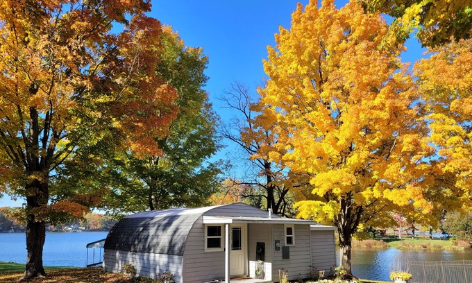 Paw Paw Cottage | Lakeside Quonset Hut, Cozy And Romantic