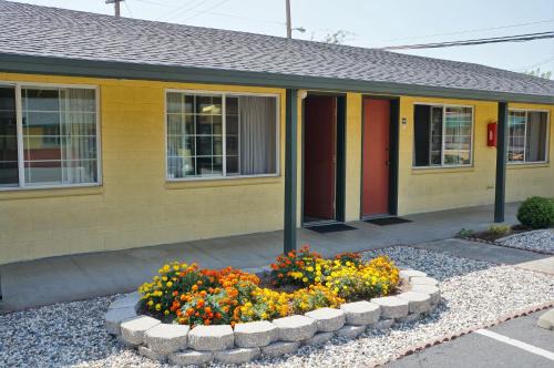Lucerne Hotel | Lakeview Inn