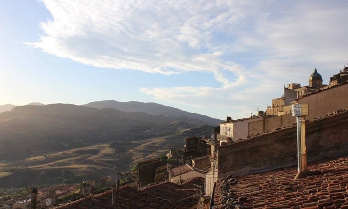 Gangi House | Lalla's Home, your independent home in the heart of Gangi.