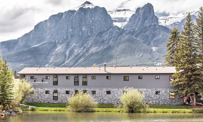 Town Centre Hotel | Lamphouse I King Room with View