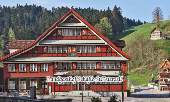 Sankt Peterzell Hotel | Landgasthof Schäfle