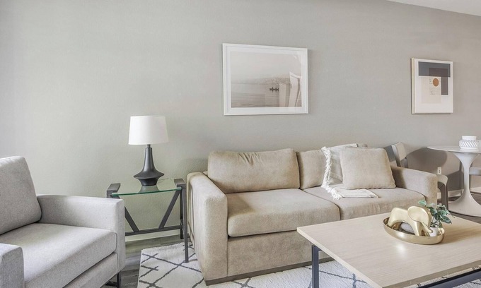 Tempe Apartment | Landing | Amazing 1BD, Rooftop Lounge, Gym