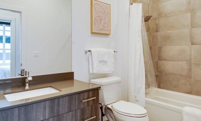Ashburn Apartment | Landing at BLVD Commons - 1 Bedroom in Downtown Ashburn