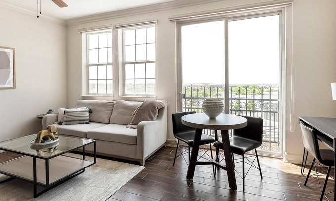 Overland Park Apartment | Landing at Carson Street Towers - Studio in Dow...