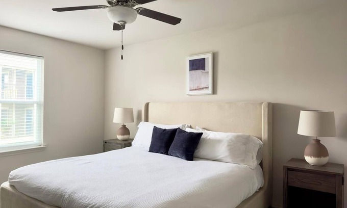 Belton Apartment | Landing at Center 301 - 1 Bedroom in Belton