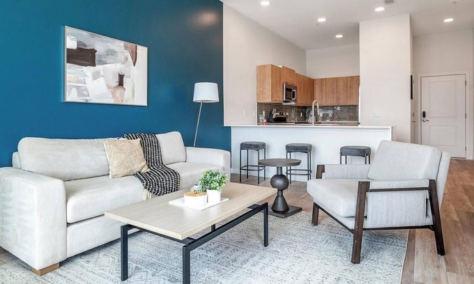 Florida Center Apartment | Landing at Deseo Grande - 1 Bedroom in Southwes.