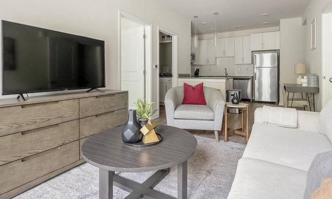 Concord Apartment | Landing at Emery Villages - 2 Bedrooms in Concord