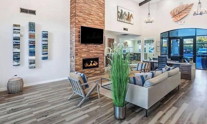 Tucson Apartment | Landing at Equestrian - 2 Bedrooms in Countryside